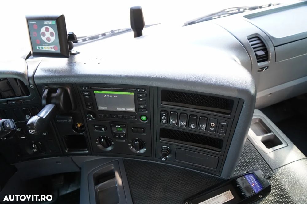 Scania P 280 / CILINDRU BASCULABIL / + HMF 635 HDS / CAPACITATE DE RIDICARE 1.500 KG / EXTENSIE MAXIMĂ 7 M / RADIOCOMANDĂ / EURO 6 - 30