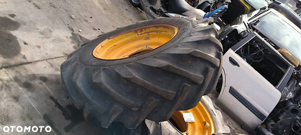 OPONA JCB 535-125 15.5/80-24 GOODYEAR SURE GRIP - 2