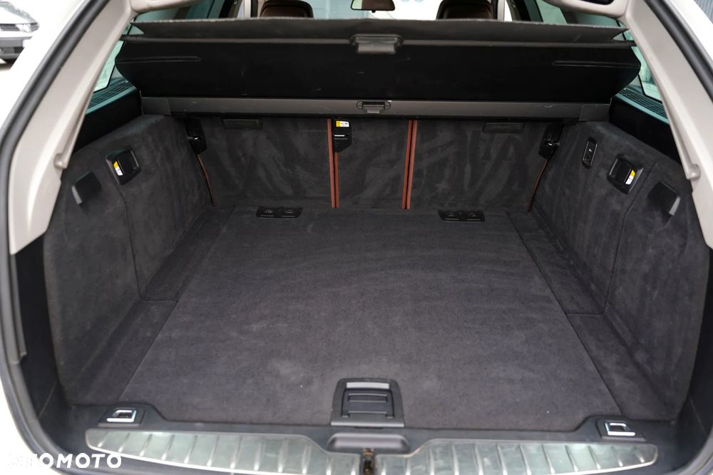 BMW Seria 5 520d - 22