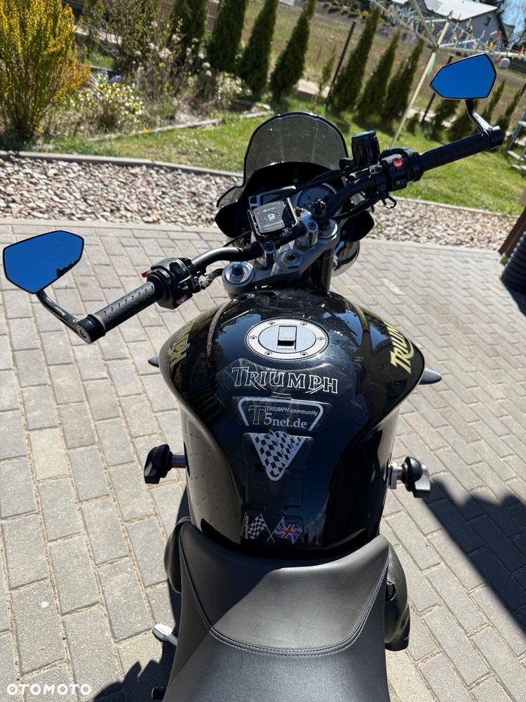 Triumph Street Triple - 6