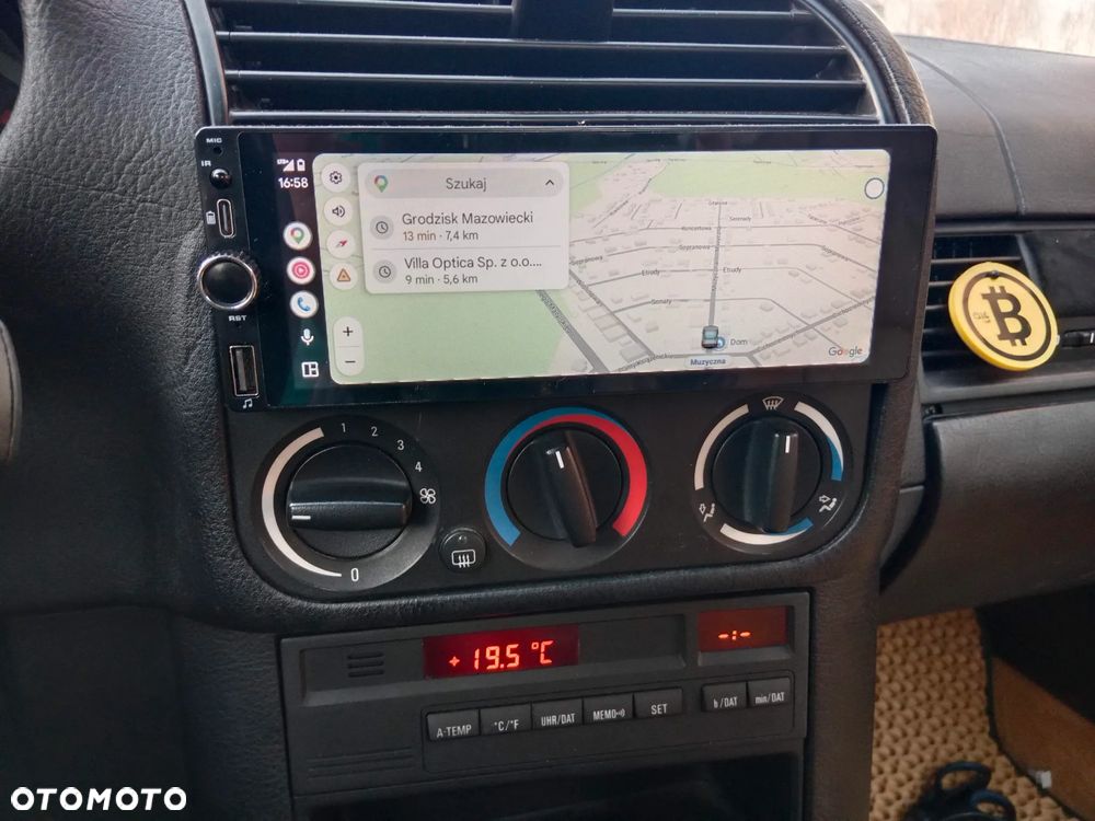 BMW Seria 3 318i - 3