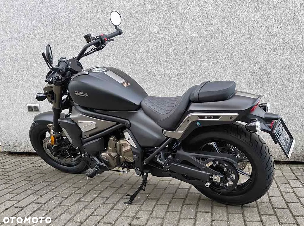 QJMOTOR SRV 700 - 13