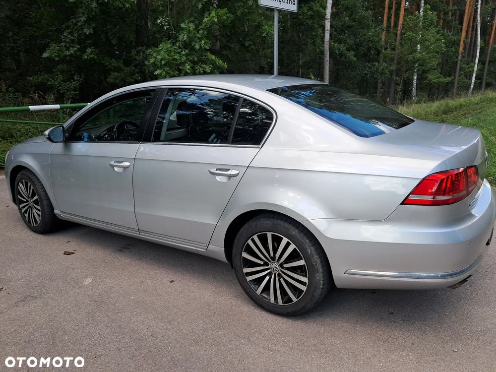 Volkswagen Passat 2.0 TDI Edition 40 - 2