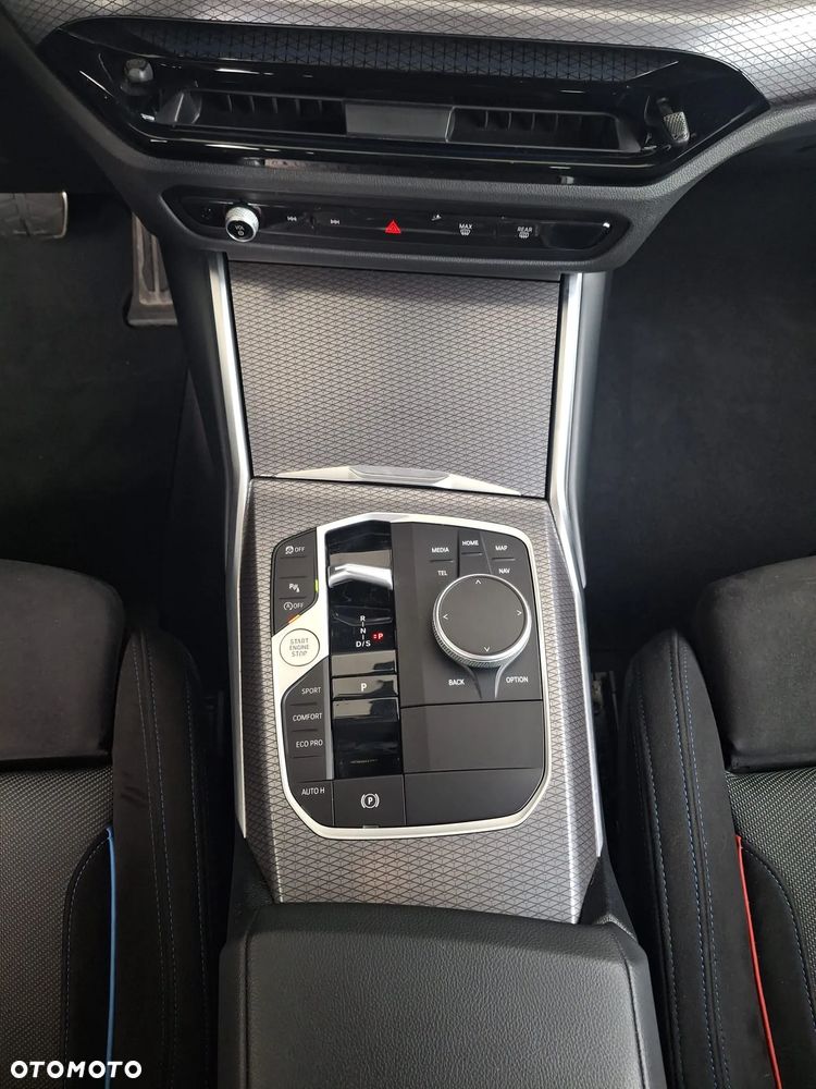 BMW Seria 3 330i xDrive M Sport sport - 6