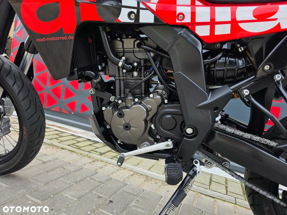 Aprilia SX - 10
