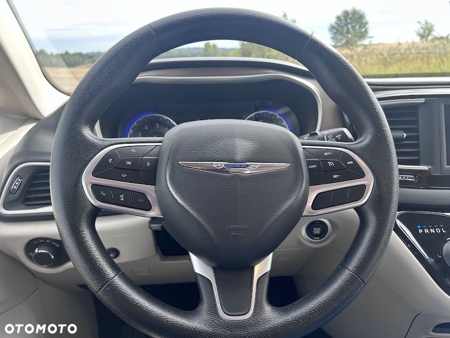 Chrysler Voyager - 14