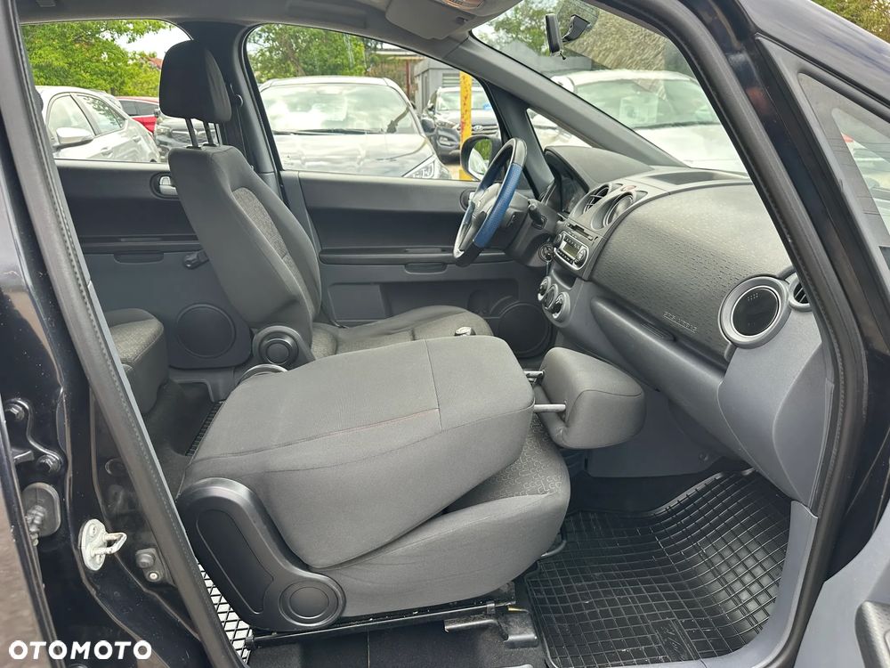 Mitsubishi Colt - 17