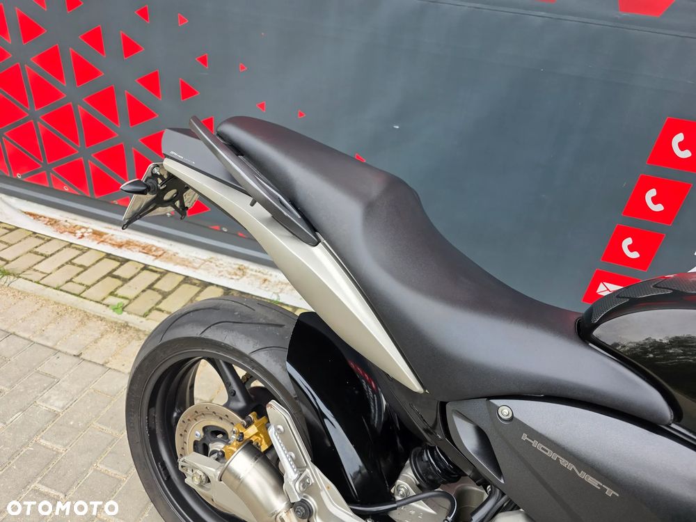 Honda Hornet - 23