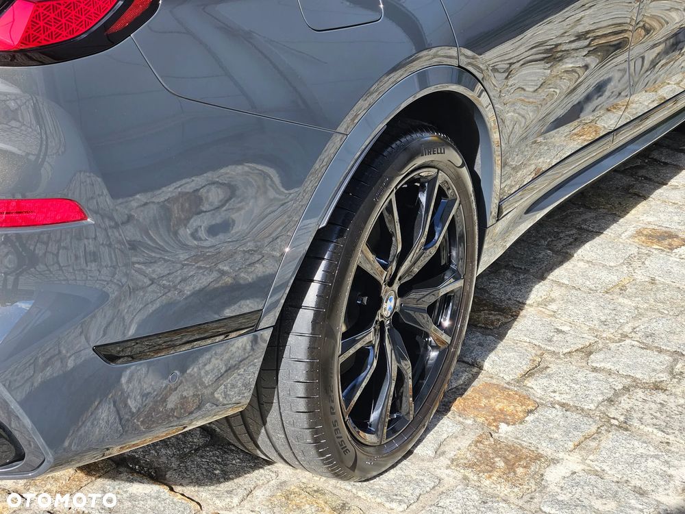 BMW X7 - 15