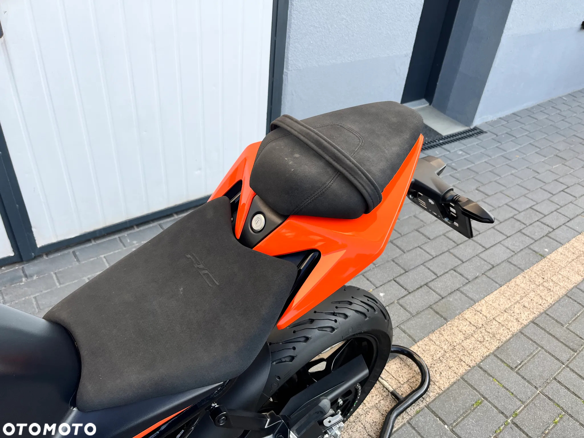KTM RC 125 - 16