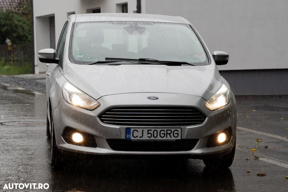 Ford S-Max 2.0 TDCi Powershift Titanium - 4