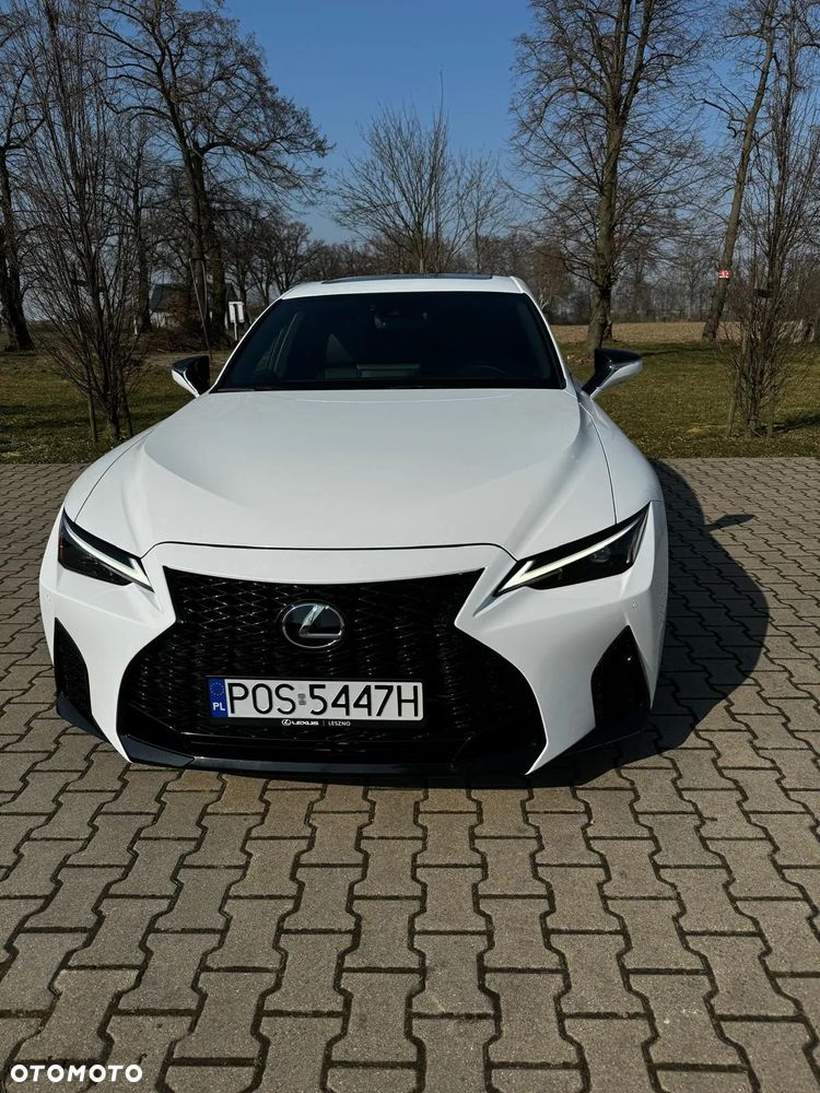 Lexus IS - 2