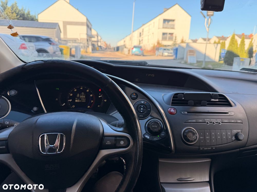 Honda Civic 1.4 Base - 9