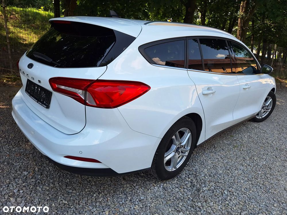 Ford Focus - 4
