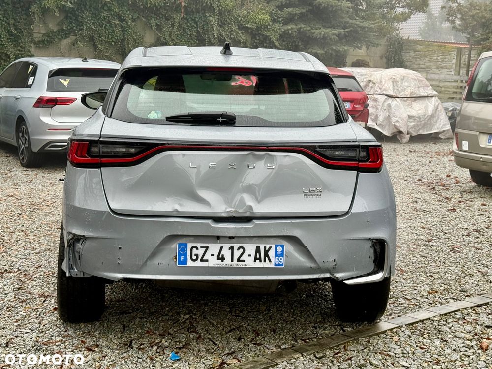 Lexus LBX FWD Emotion - 14