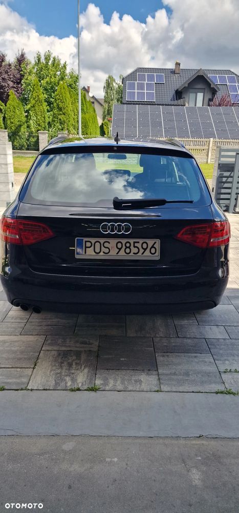 Audi A4 Avant - 10