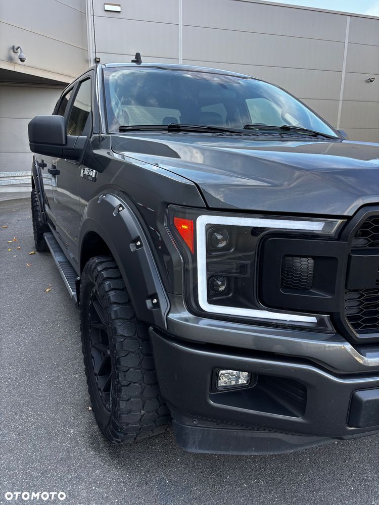 Ford F150 - 4