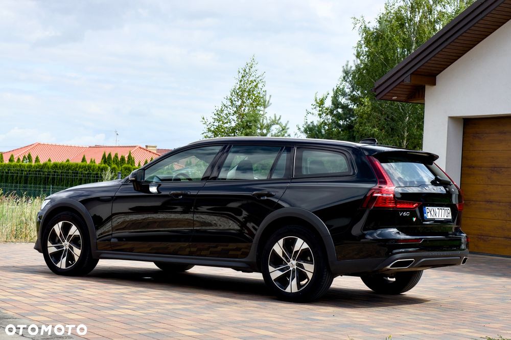 Volvo V60 Cross Country B4 D AWD Geartronic Pro - 3