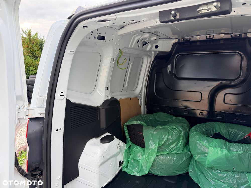 Ford Transit Courier Trend - 11