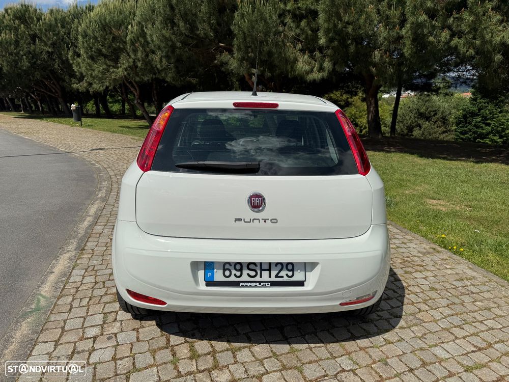 Fiat Punto 1.3 M-Jet Lounge S&S - 20