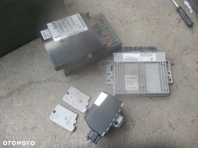 RENAULT LAGUNA II 2 ZESTAW KOMPUTER BLOKADA IMMO KARTA 2.0 16V 8200278376 8200278378 - 1