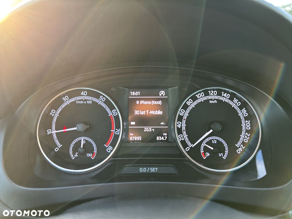 Skoda RAPID 1.0 TSI Style - 20