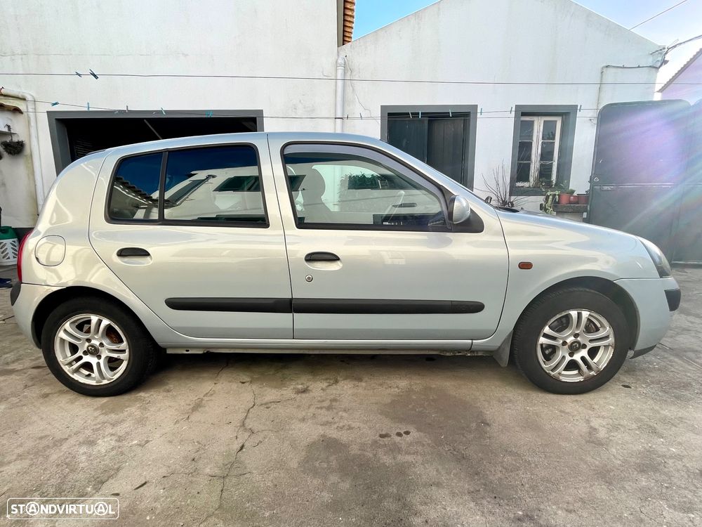 Renault Clio 1.2 16V Dynamique - 3
