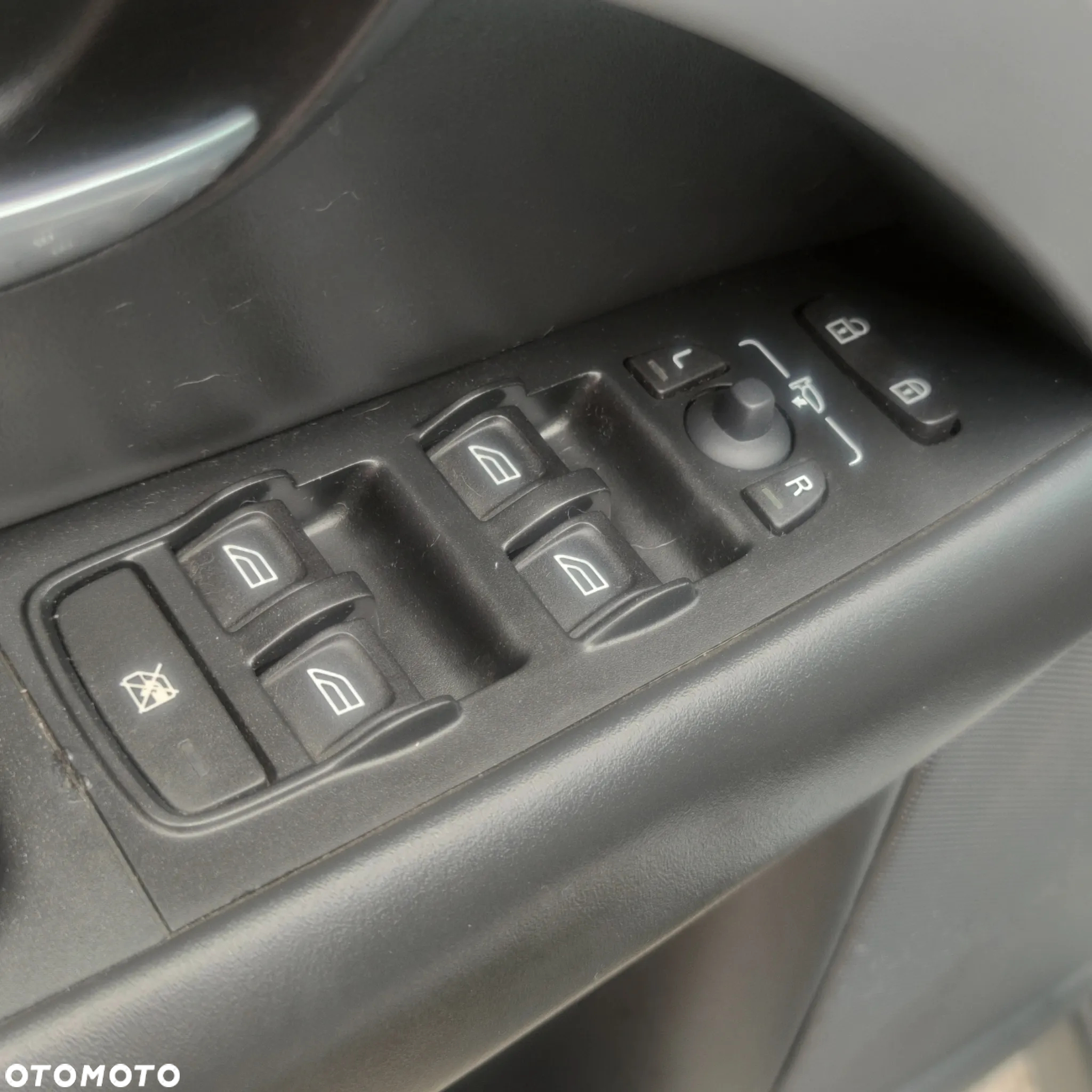 Volvo V70 2.0 Momentum - 16