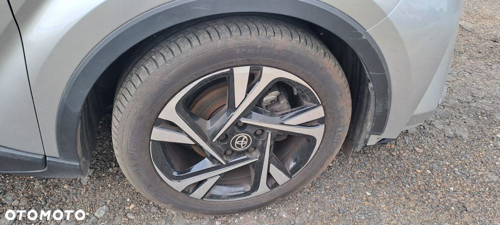 Toyota C-HR Business-Edition - 31