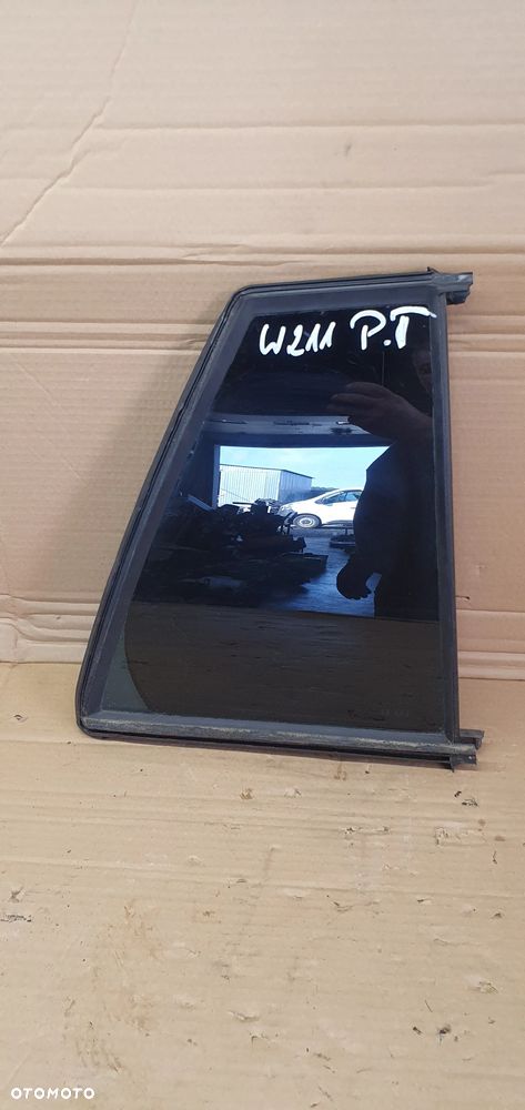 Szyba prawy tył tylna prawa Mercedes E-Klasa W211 AS2 - 1