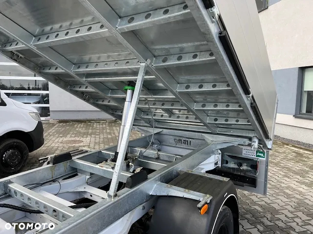 Mercedes-Benz Sprinter 517 CDI - 12