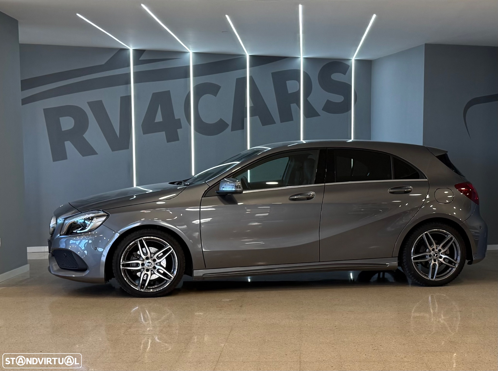 Mercedes-Benz A 180 d 7G-DCT AMG Line - 4