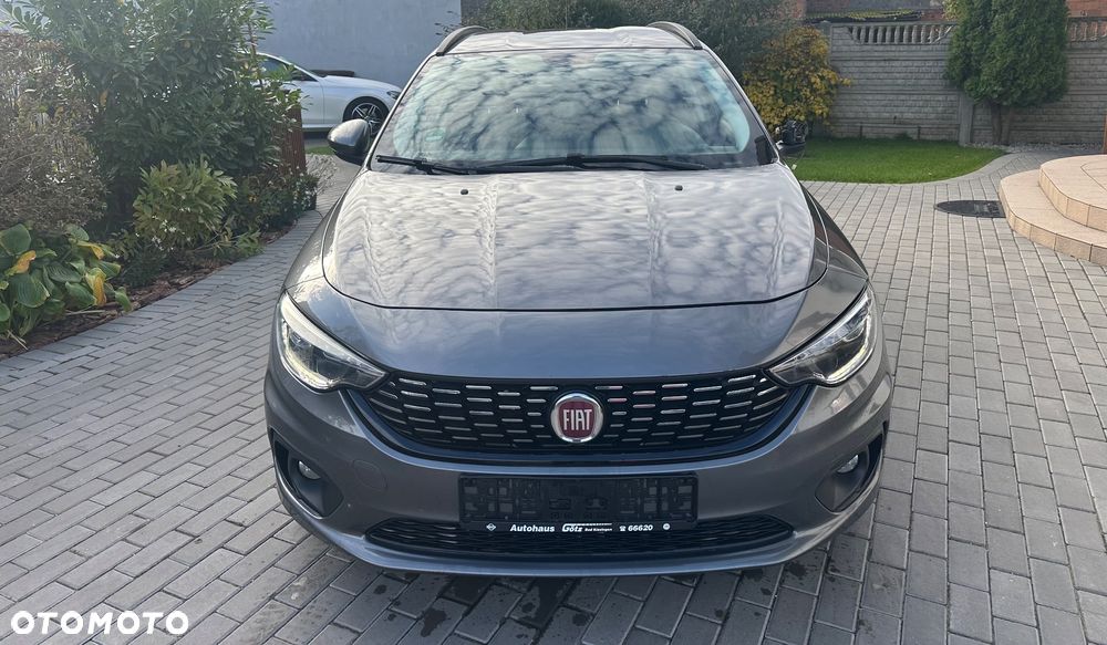 Fiat Tipo 1.6 MultiJet 16v Lounge - 2
