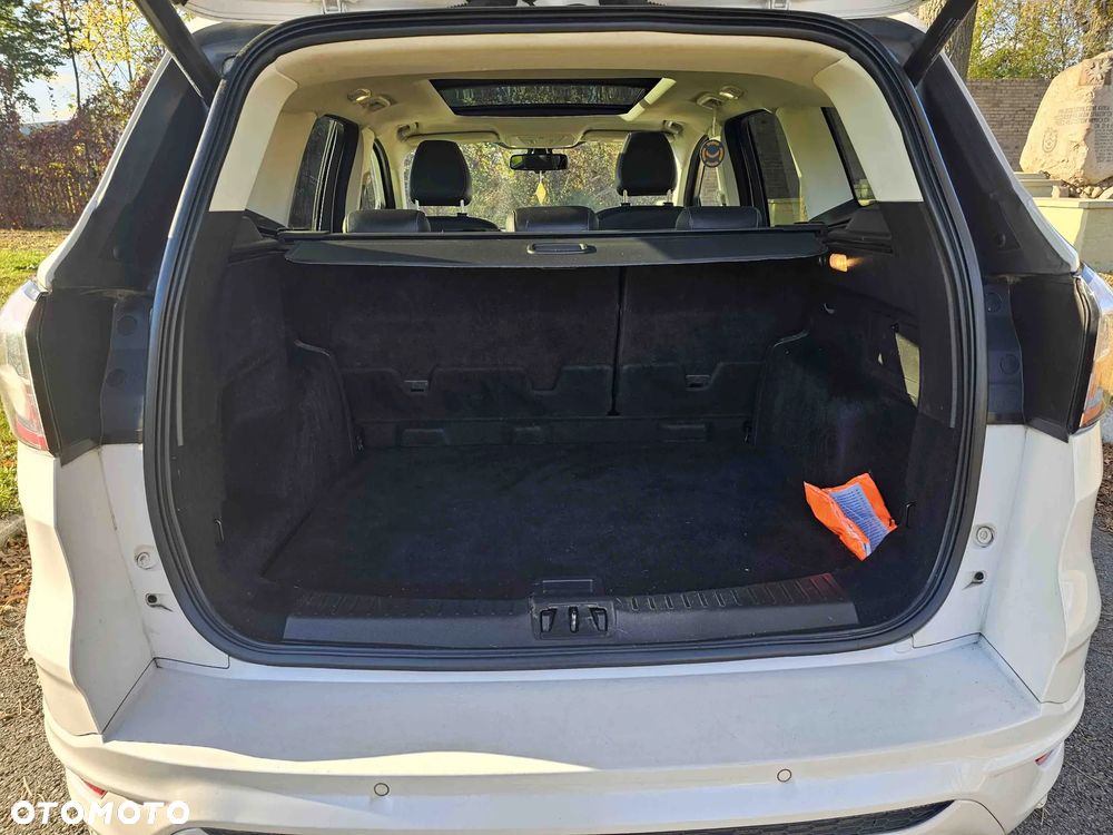Ford Kuga 2.0 TDCi 4x4 Vignale - 19