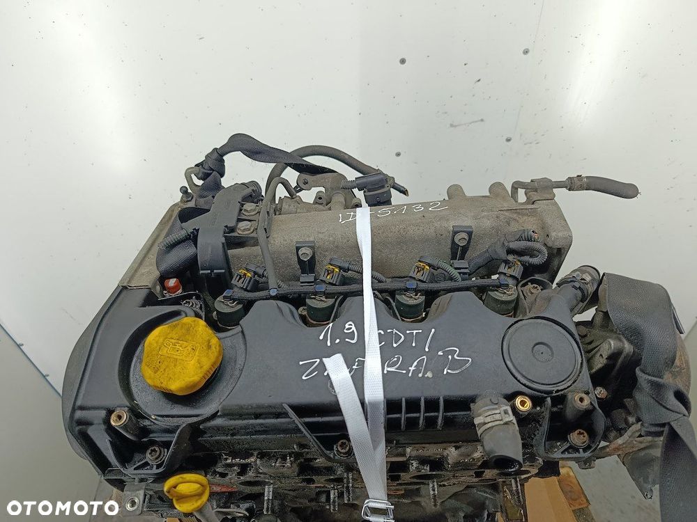SILNIK OPEL ZAFIRA B Z19DT 1.9 CDTI - 3
