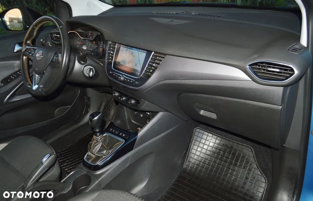 Opel Crossland X - 34