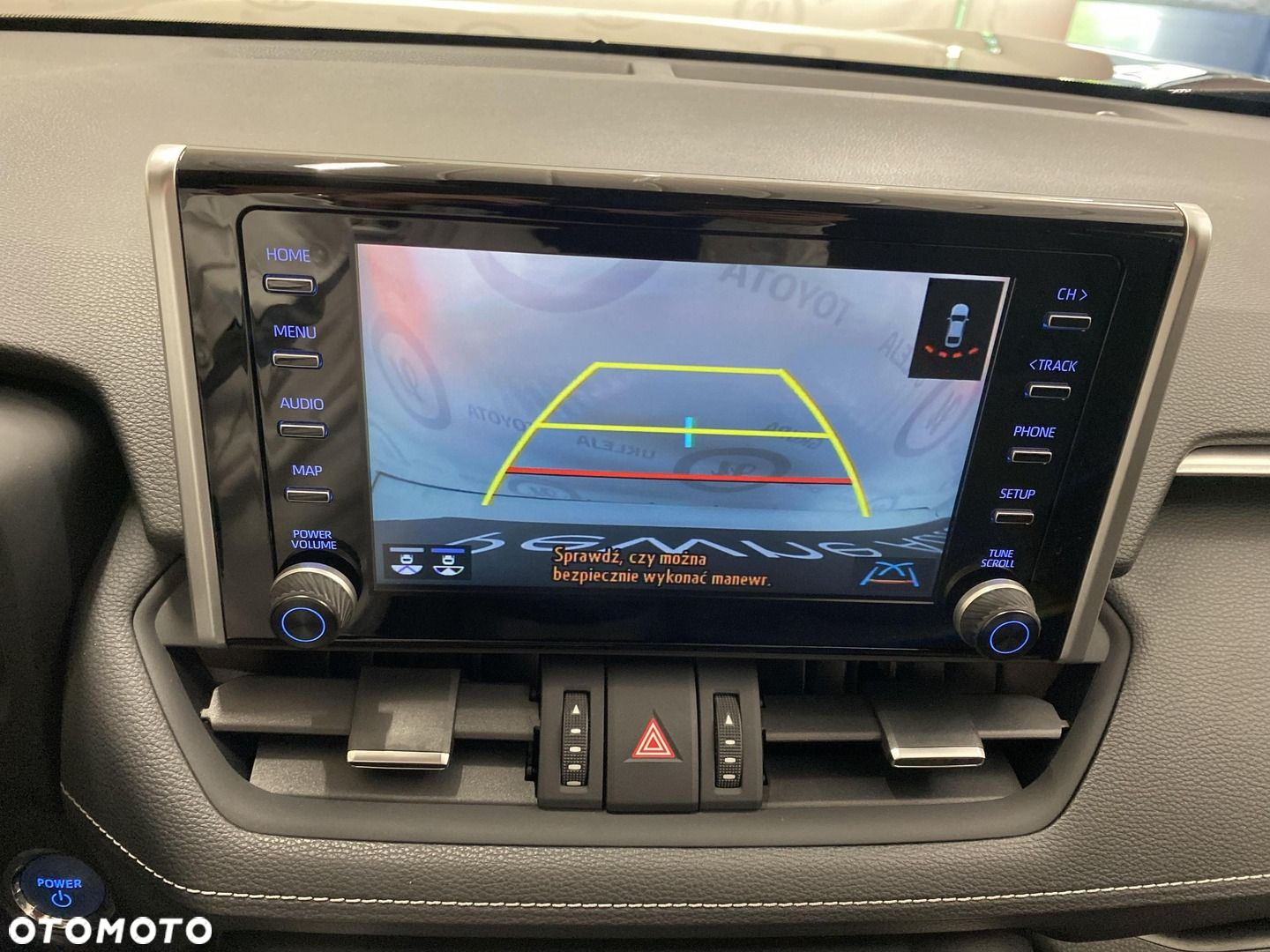 Toyota RAV4 - 16