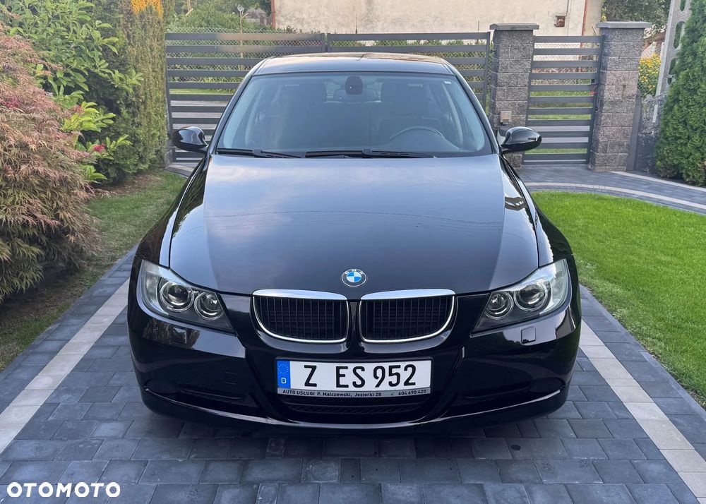 BMW Seria 3 318i Edition Sport - 2