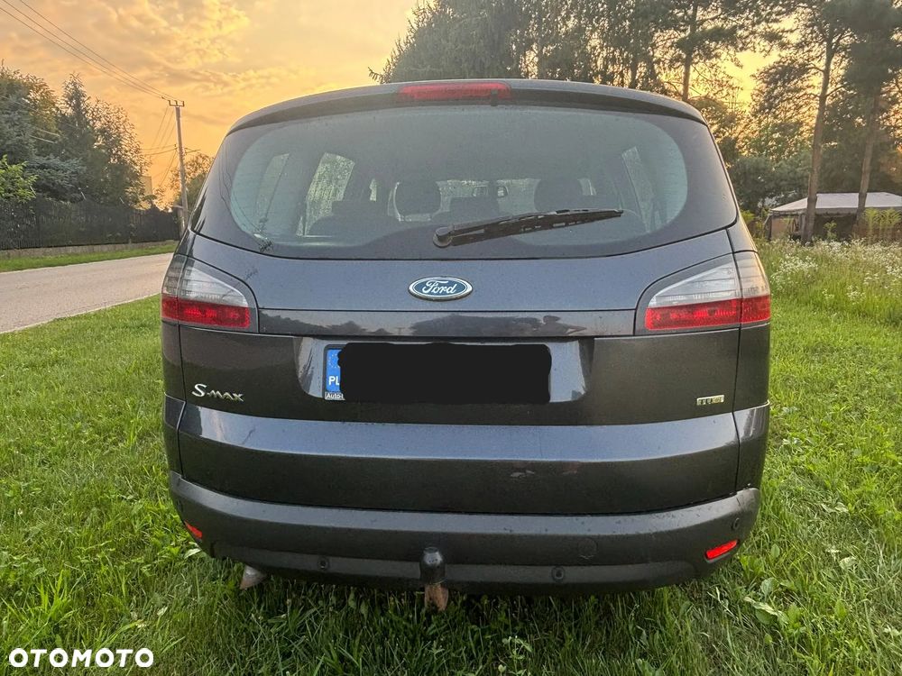 Ford S-Max 2.0 TDCi DPF Titanium - 6