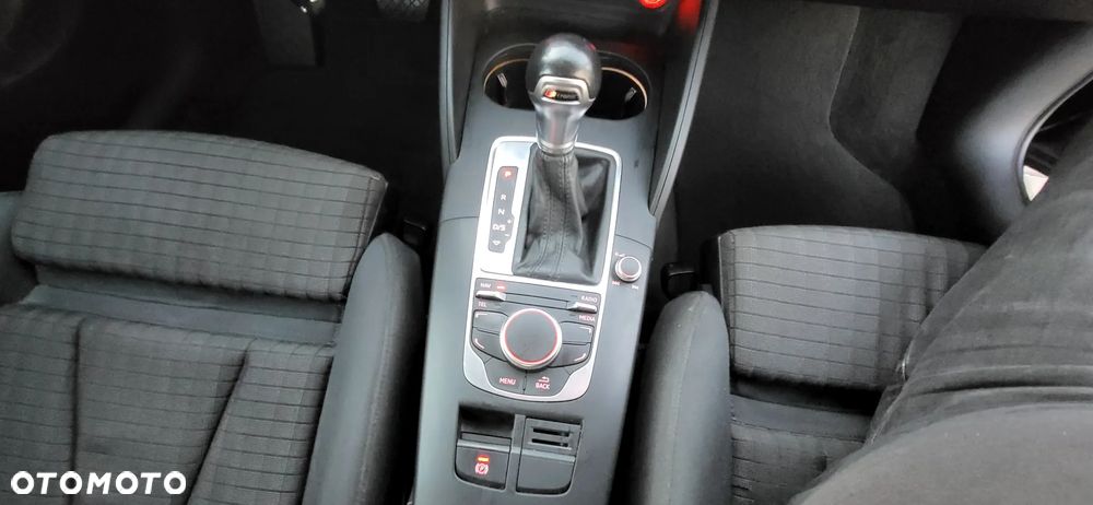 Audi A3 Sportback 2.0 TDI Attraction S tronic - 22
