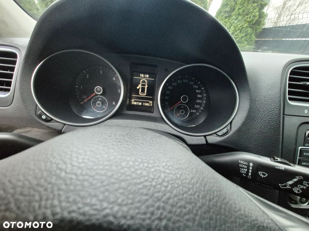 Volkswagen Jetta 2.0 TDI DPF Highline - 5