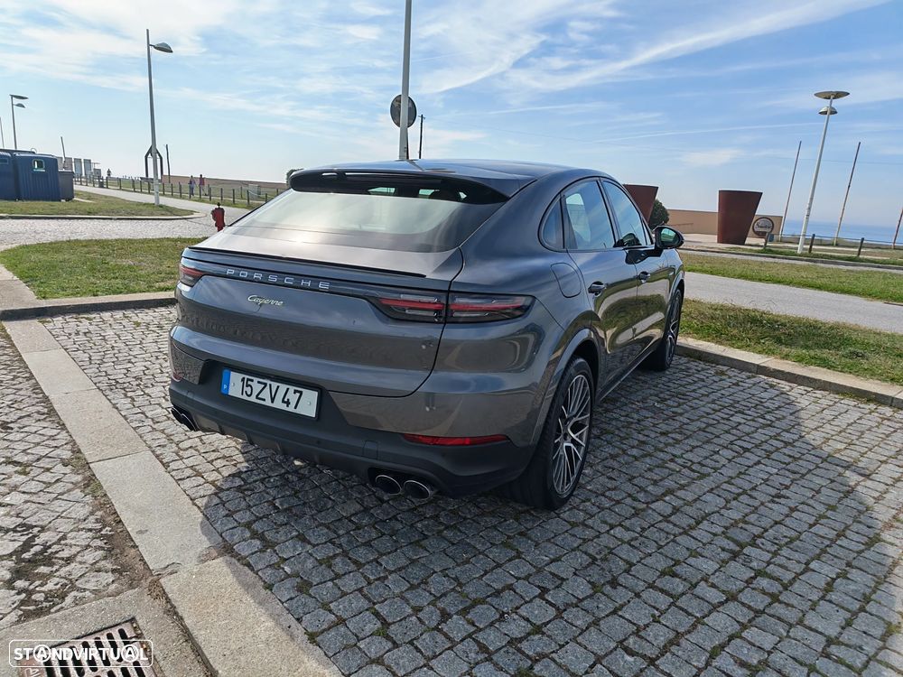Porsche Cayenne Coupé E-Hybrid - 3