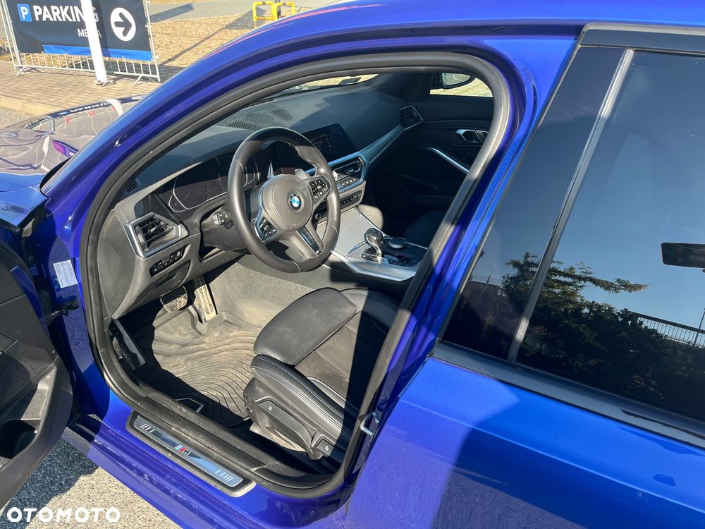 BMW Seria 3 320d xDrive mHEV M Sport sport - 18