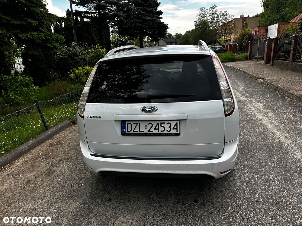 Ford Focus 1.8 FF Trend - 8