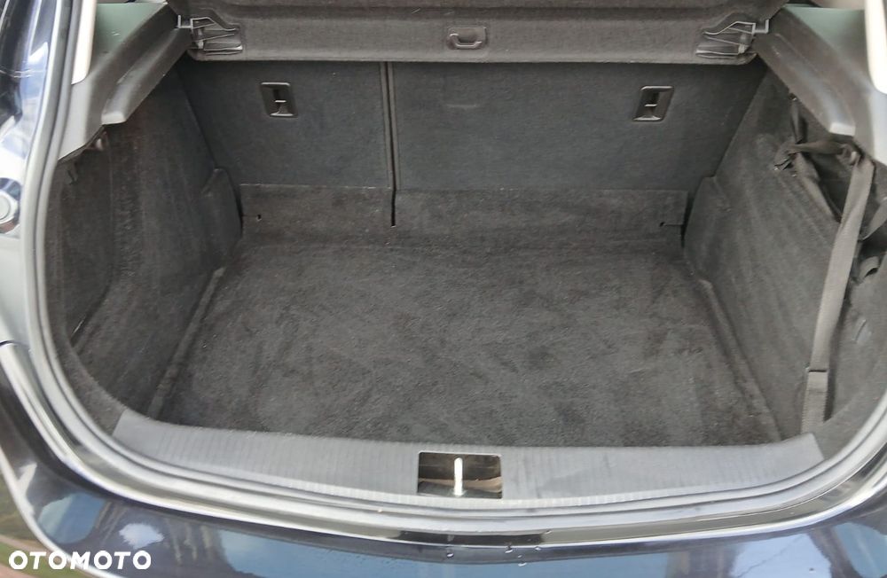 Opel Astra 1.6 - 12