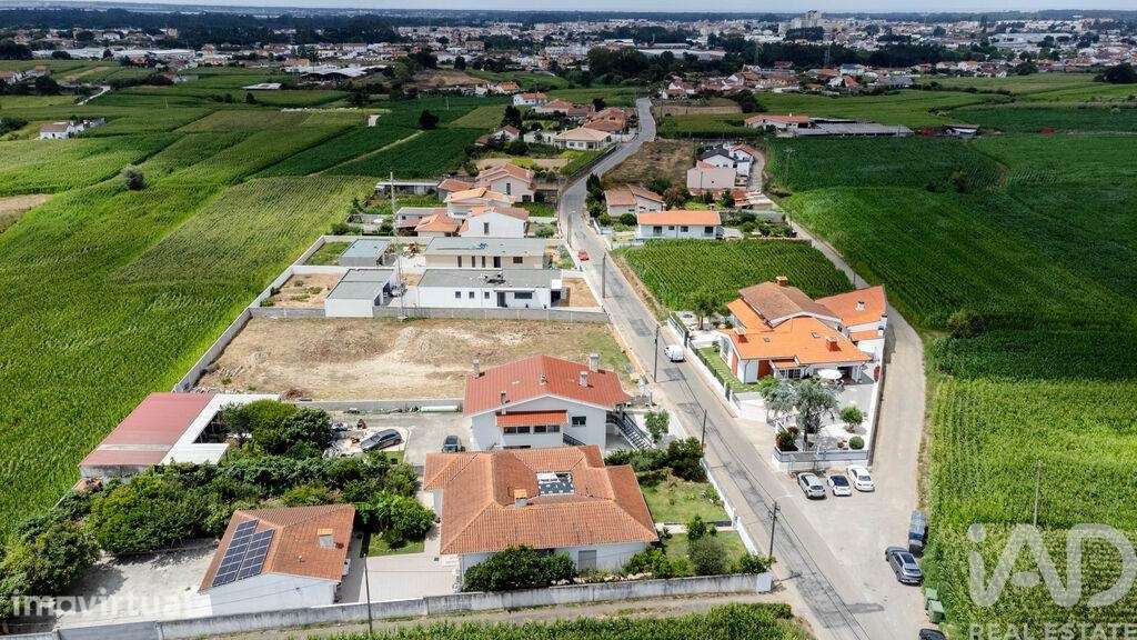 Moradia T4 à venda em Ovar, S. João, Arada e S. Vicente de Pereira Jusã, Ovar — foto 2