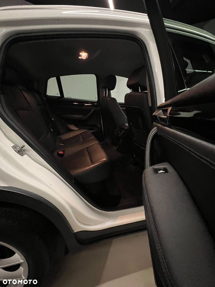 BMW X4 xDrive20d xLine - 22
