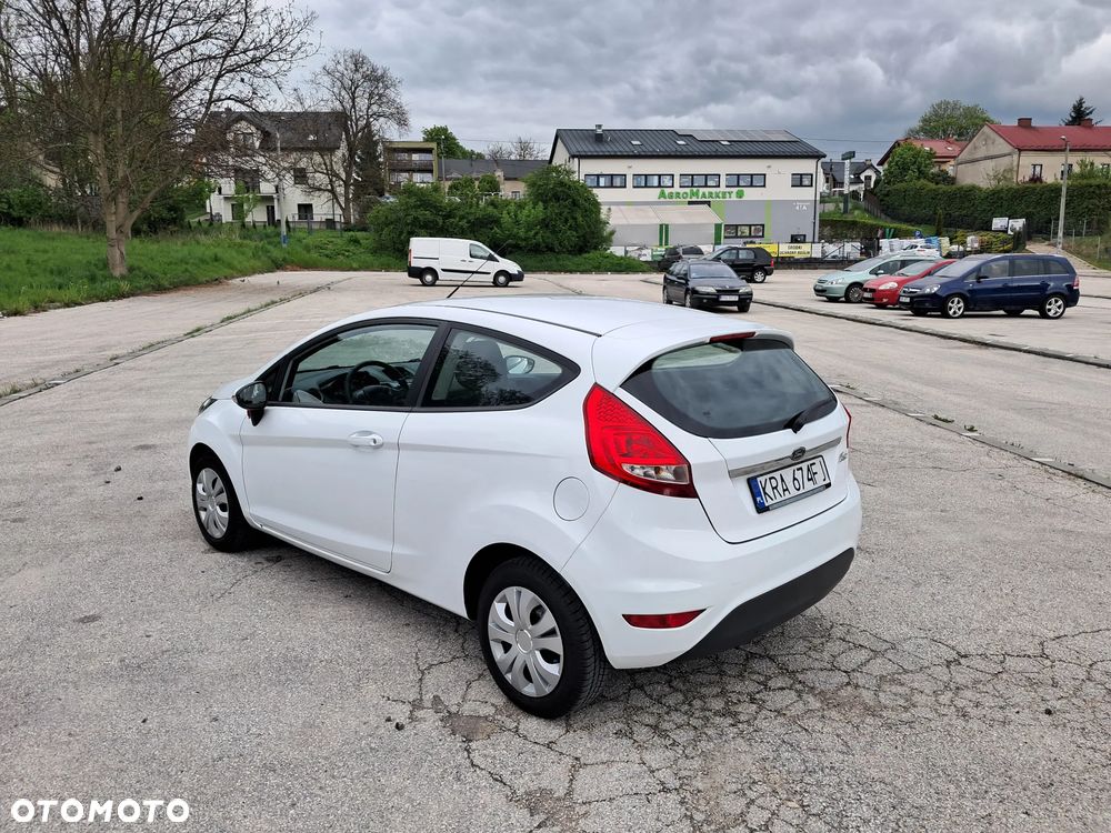 Ford Fiesta - 3