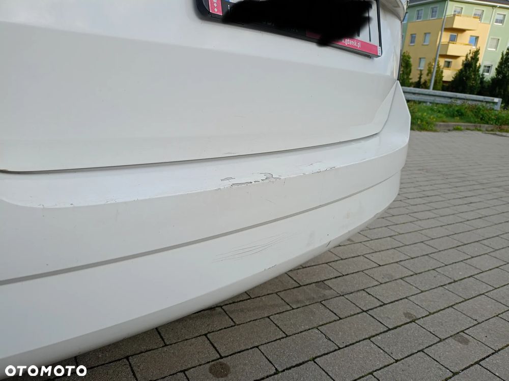 Skoda Fabia 1.0 Ambition - 11