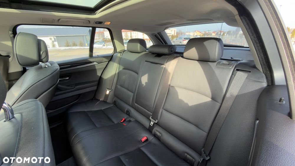 BMW Seria 5 520d - 12